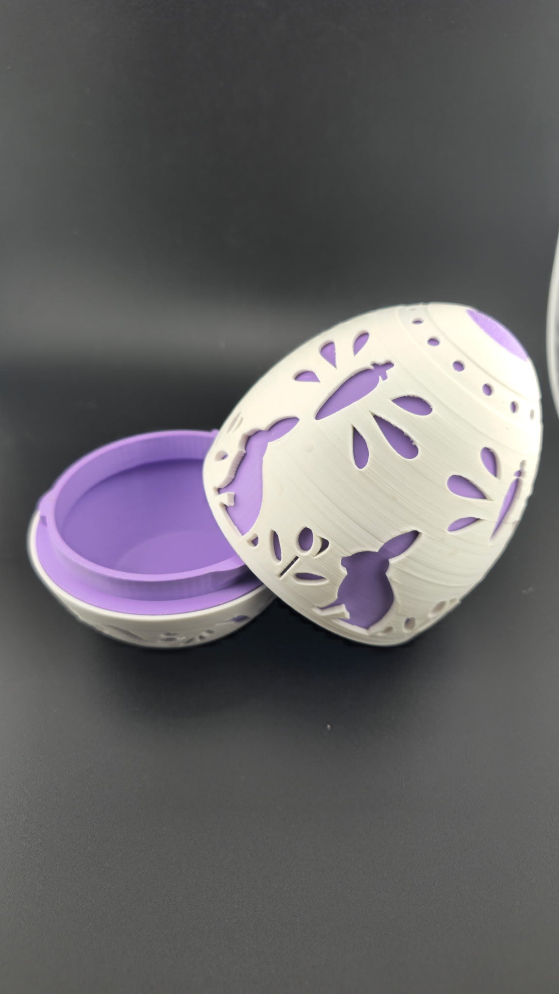 Spring Carves Container